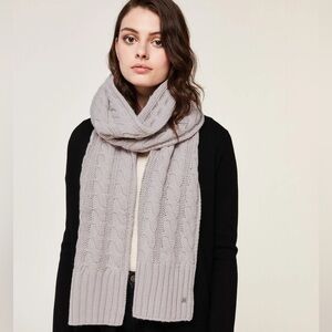 Soia & Kyo Miri Cable Knit Scarf